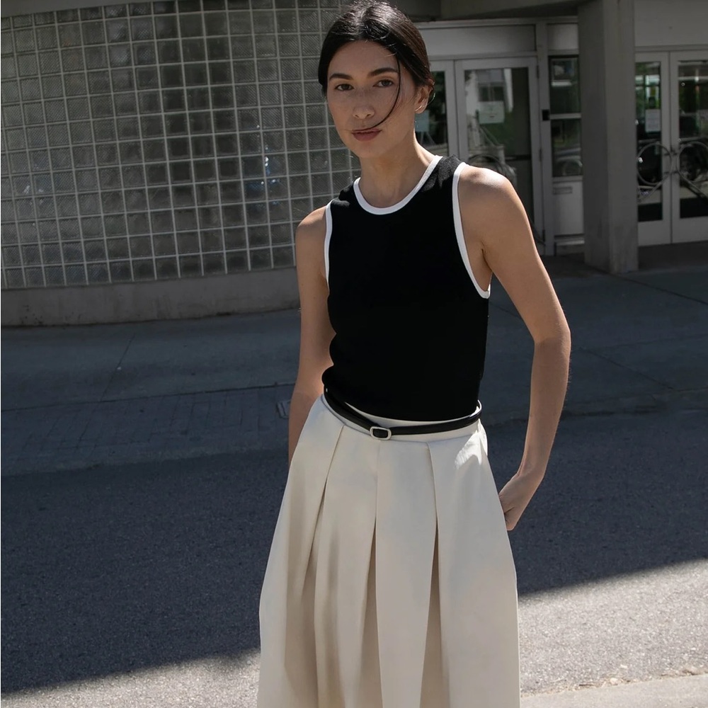 OAK + FORT Contrast Trim Racer Back Tank Top